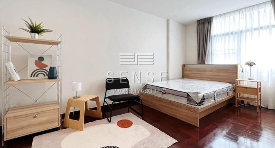 For rent 4 ベッドルーム house in Khlong Toei, Bangkok