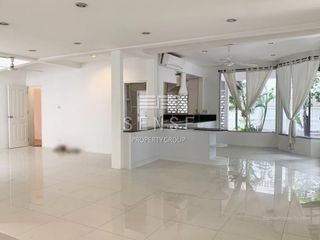 出租 5 卧室 独立屋 在 Khlong Toei, 曼谷