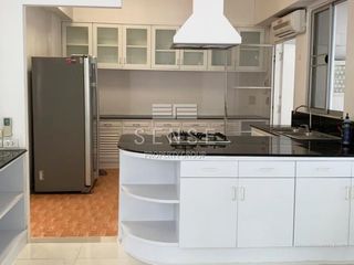 出租 5 卧室 独立屋 在 Khlong Toei, 曼谷