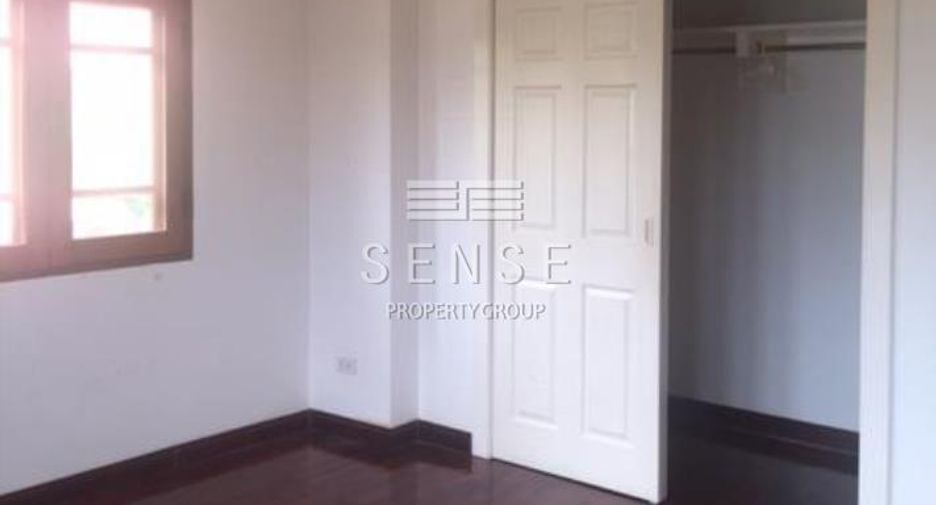 For rent 4 bedrooms house in Suan Luang, Bangkok