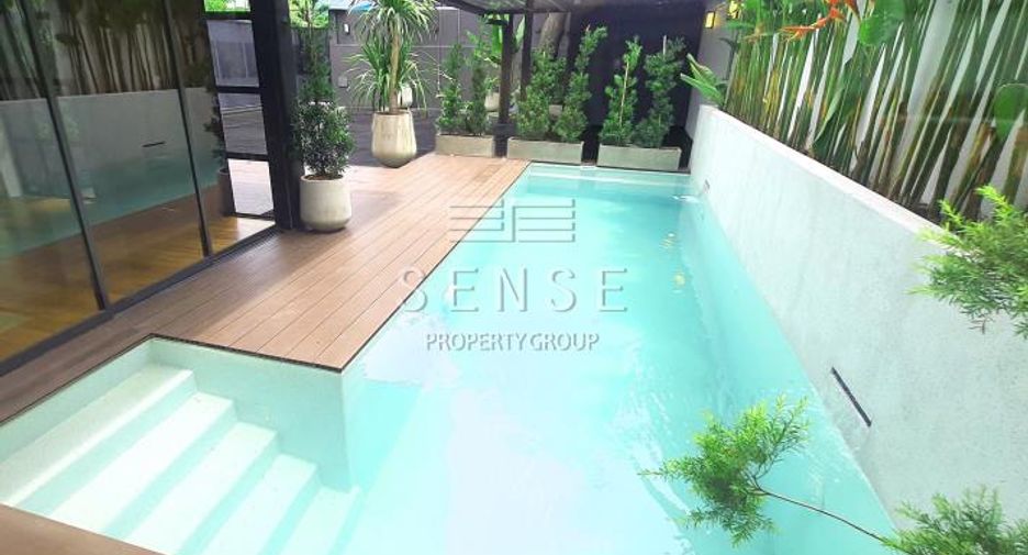 Casa en venta de 4 habitaciones en Suan Luang, Bangkok