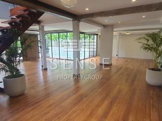 For sale 4 bedrooms house in Suan Luang, Bangkok