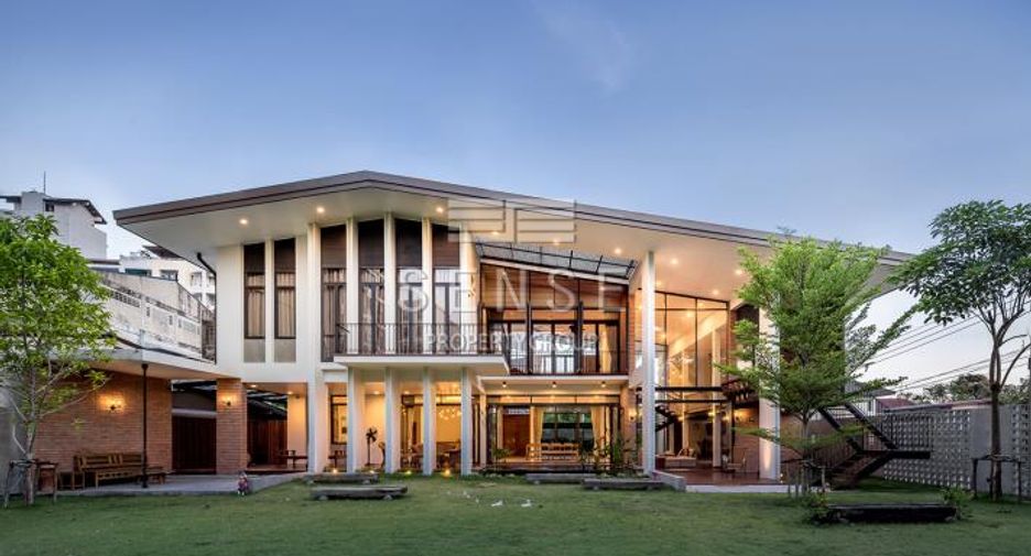 For sale 6 bedrooms house in Chatuchak, Bangkok
