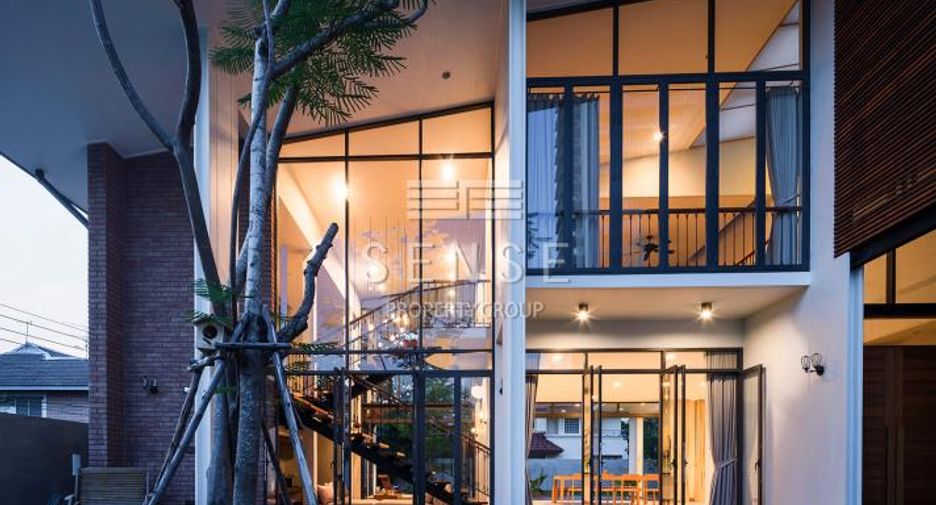 For sale 6 bedrooms house in Chatuchak, Bangkok