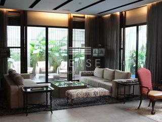 For sale 5 ベッドルーム house in Khlong Toei, Bangkok