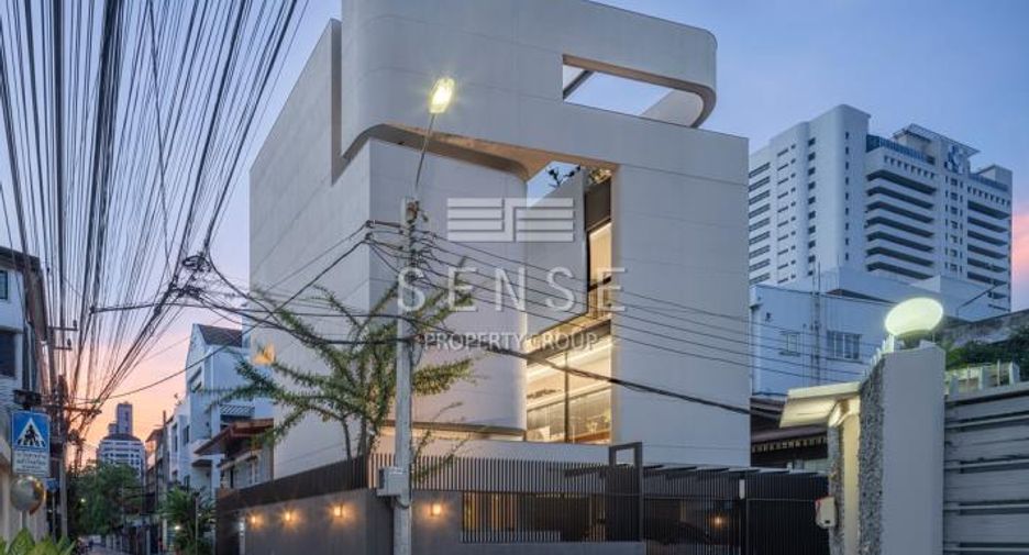 Haus zum Kauf mit 3 Zimmer in Sathon, Bangkok
