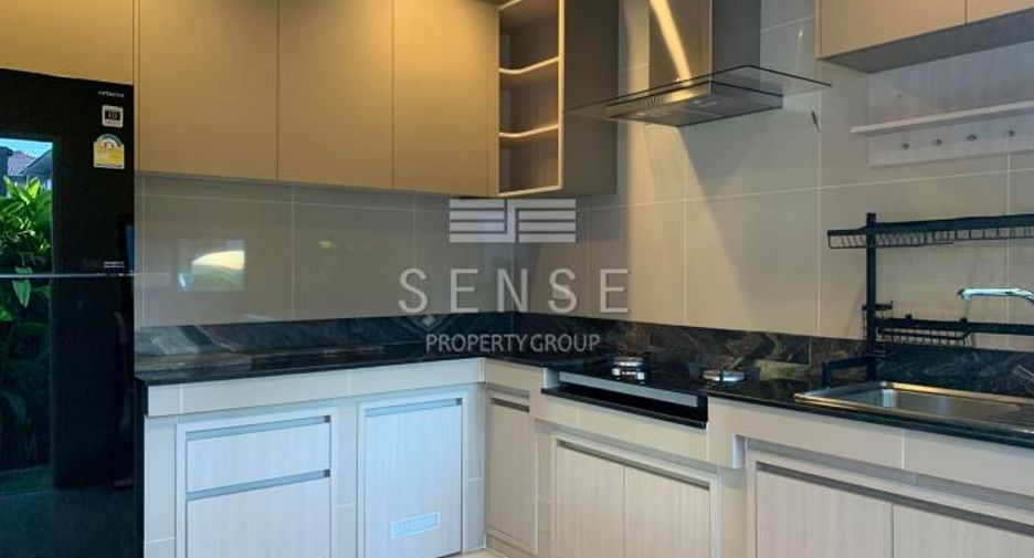 Casa en venta y en alquiler de 3 habitaciones en Bang Phli, Samut Prakan