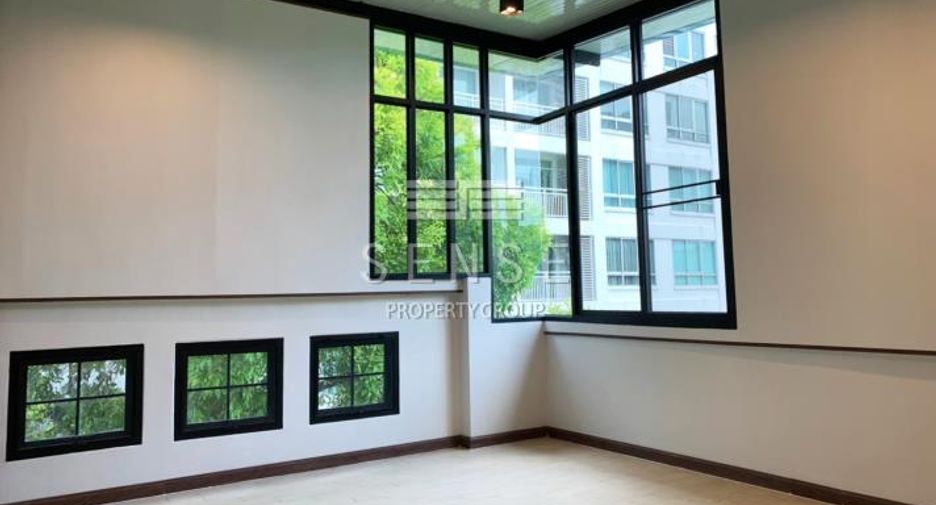 For rent 5 bedrooms house in Khlong Toei, Bangkok