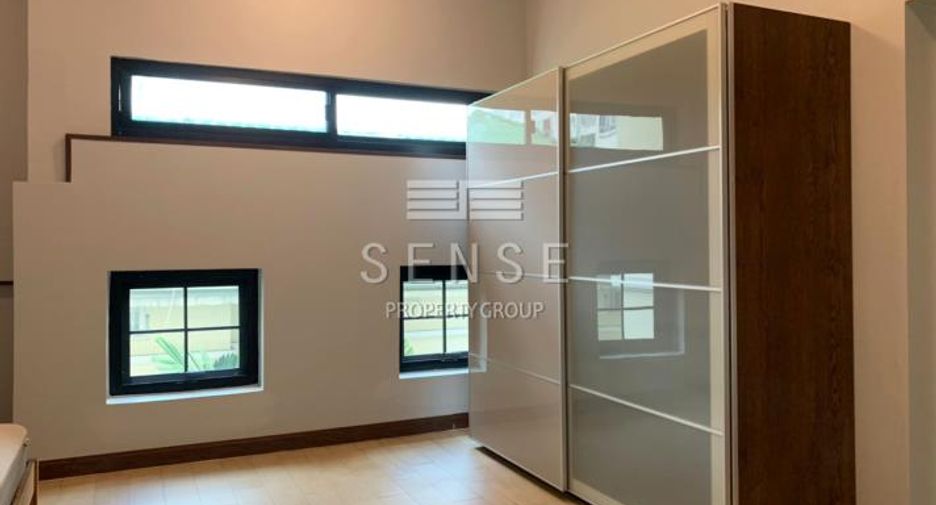 For rent 5 bedrooms house in Khlong Toei, Bangkok
