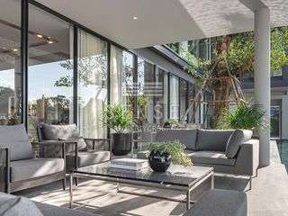 Haus zum Kauf mit 4 Zimmer in Huai Khwang, Bangkok