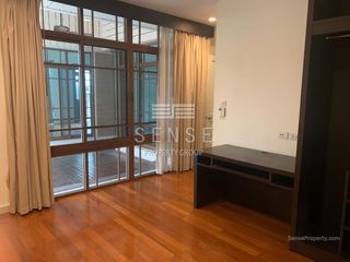 Casa en alquiler de 4 habitaciones en Pathum Wan, Bangkok
