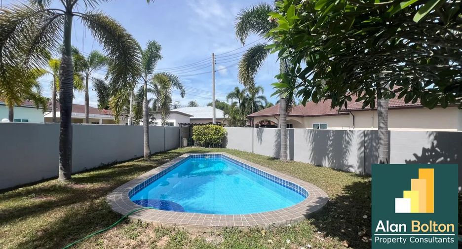 For rent and for sale 3 bedrooms house in Bang Lamung, Chonburi