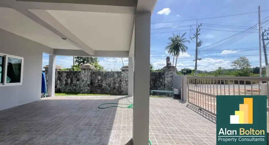 For rent and for sale 3 bedrooms house in Bang Lamung, Chonburi