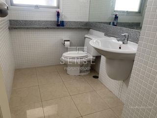 Аренда 3 спальни дом в Кхлонг Тоеи, Бангкок