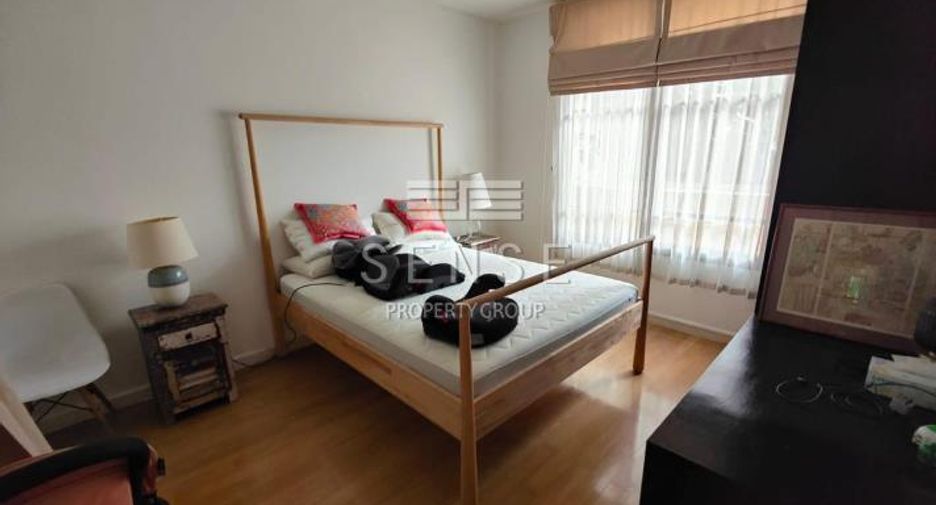 For rent 4 bedrooms house in Pathum Wan, Bangkok