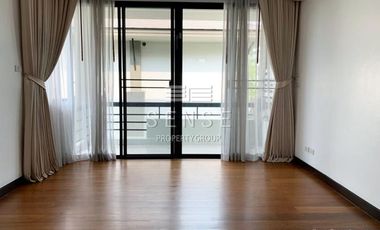 For rent 4 bedrooms house in Watthana, Bangkok