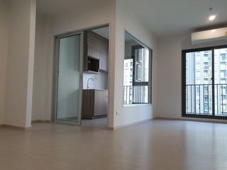 For sale 2 bed condo in Phasi Charoen, Bangkok