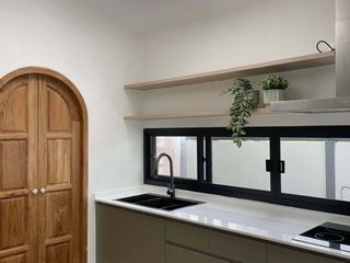For rent 3 bed office in Huai Khwang, Bangkok