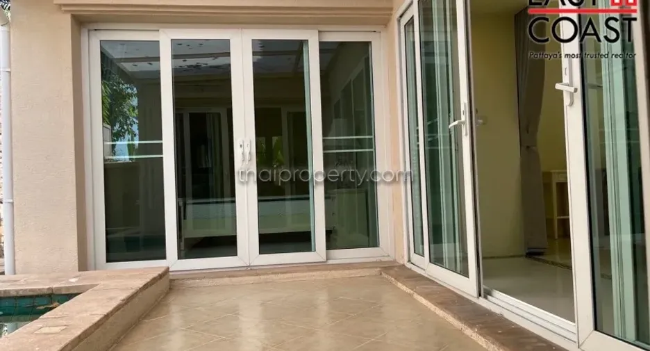 For rent and for sale 3 bedrooms house in Jomtien, Pattaya