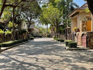 À vendre et à louer 3 chambres maison à Bang Lamung, Chonburi