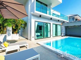 Haus zum Kauf mit 5 Zimmer in Bang Lamung, Chonburi