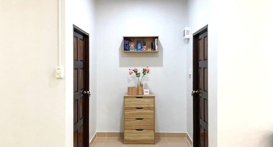 For sale 2 bedrooms house in East Pattaya, Pattaya