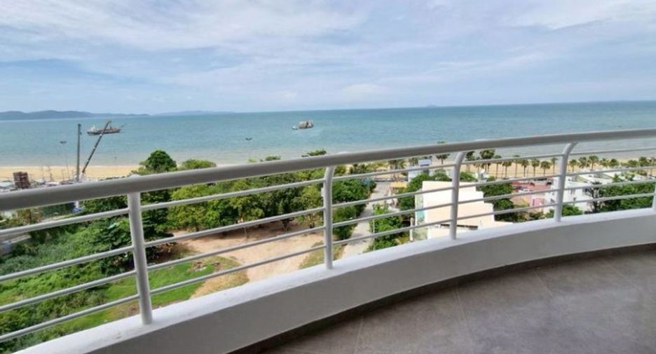 For sale 1 bed condo in Bang Lamung, Chonburi