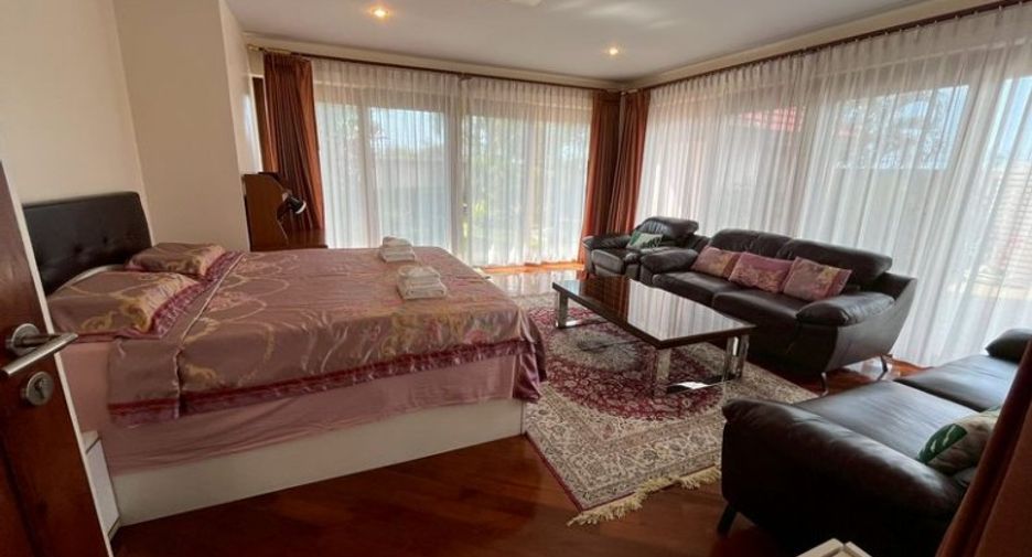 For sale 6 ベッドルーム house in Bang Lamung, Chonburi