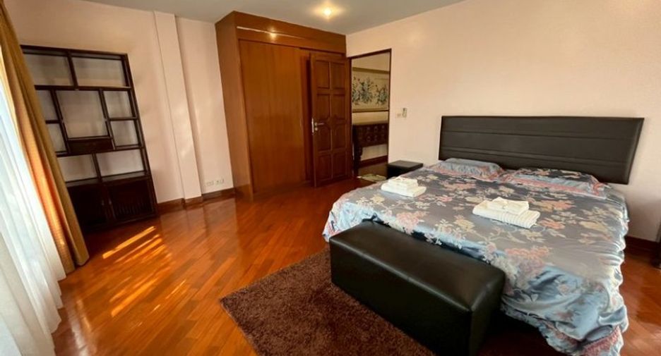 For sale 6 ベッドルーム house in Bang Lamung, Chonburi