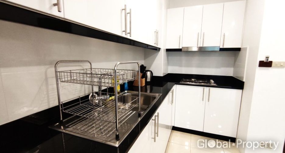 For sale 3 bedrooms condo in Pratumnak, Pattaya