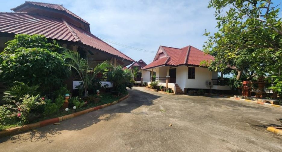 出售 酒店 在 Sattahip, Chon Buri