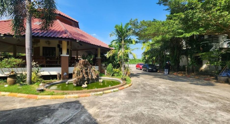 出售 酒店 在 Sattahip, Chon Buri