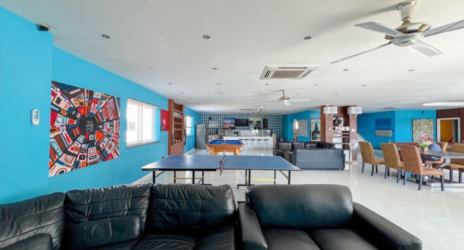 For sale retail Space in Pratumnak, Pattaya