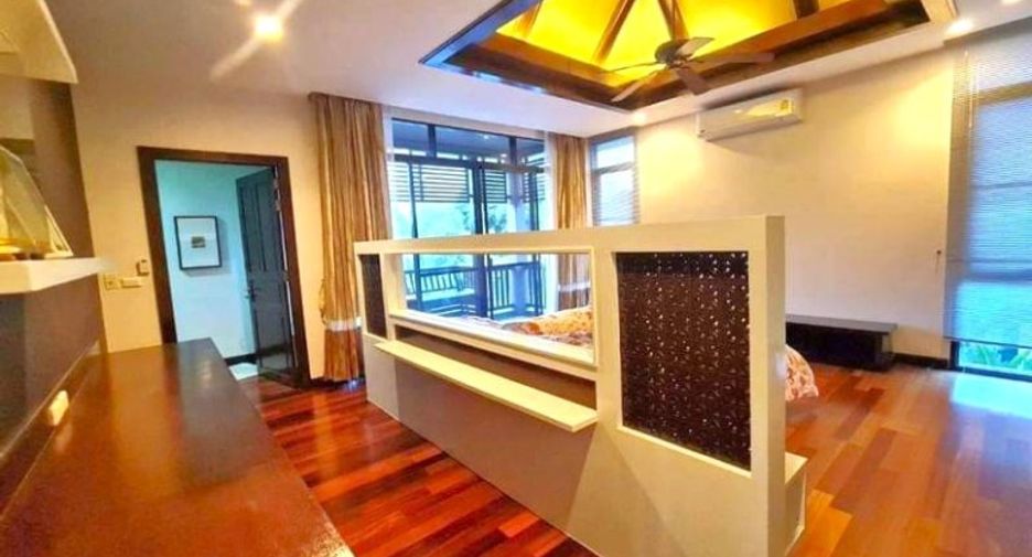 For sale 3 bedrooms house in East Pattaya, Pattaya