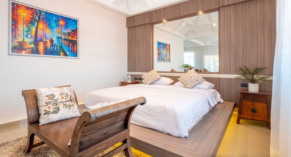 For sale 6 bedrooms house in East Pattaya, Pattaya