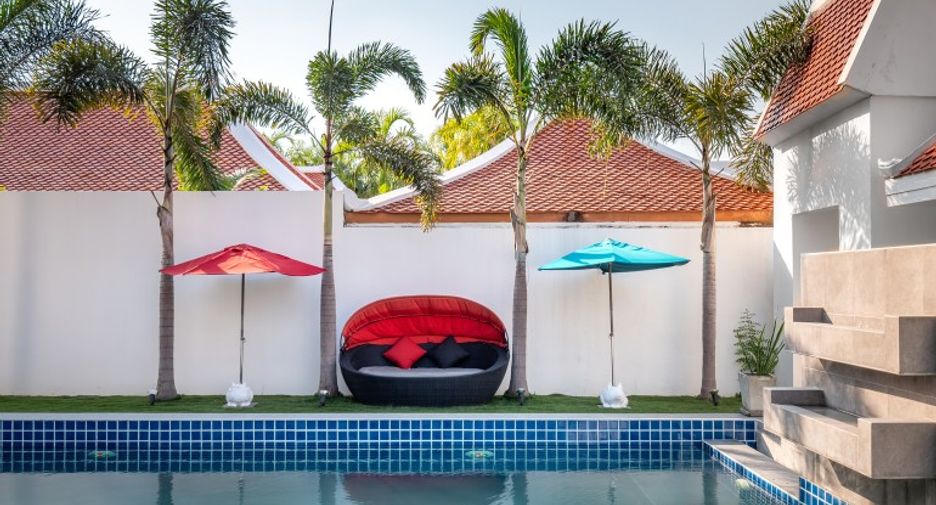 For sale 6 bedrooms house in East Pattaya, Pattaya