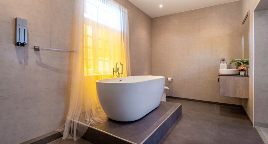 For sale 6 bedrooms house in East Pattaya, Pattaya