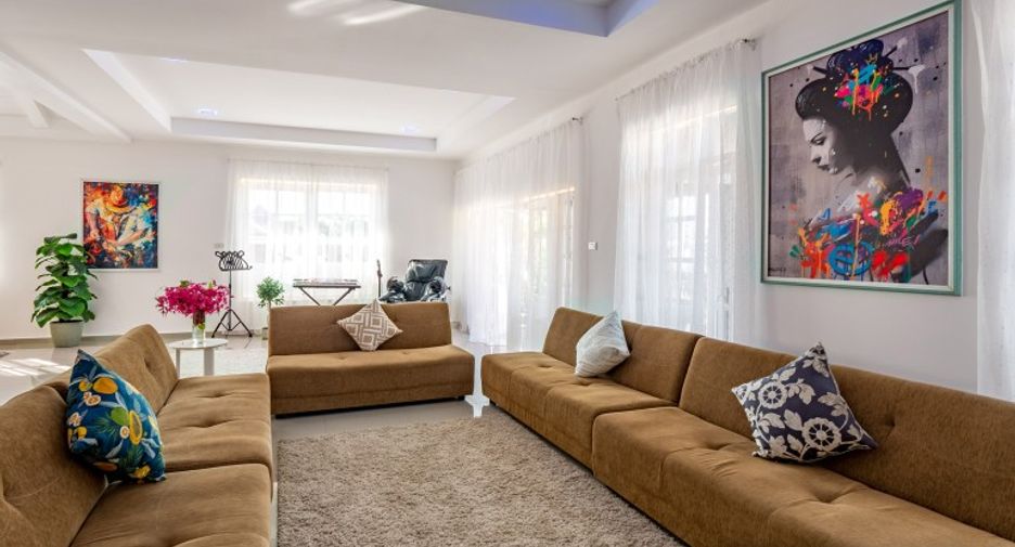 For sale 6 bedrooms house in East Pattaya, Pattaya