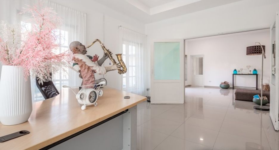 For sale 6 bedrooms house in East Pattaya, Pattaya