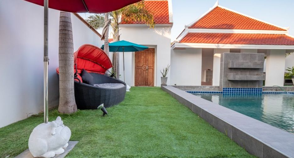 For sale 6 bedrooms house in East Pattaya, Pattaya