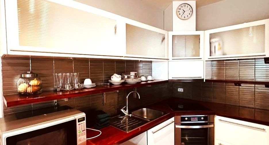 For sale 3 bedrooms condo in Pratumnak, Pattaya