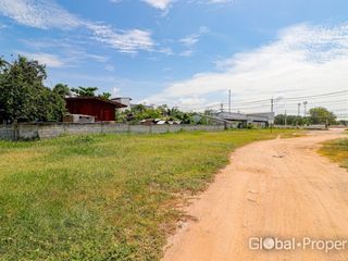 ขาย ที่ดิน ใน นาจอมเทียน, พัทยา