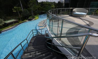 For sale 2 ベッドルーム condo in Sattahip, Chonburi