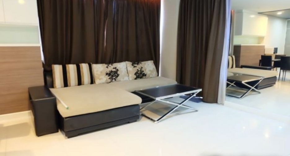 For sale 3 bedrooms condo in Central Pattaya, Pattaya
