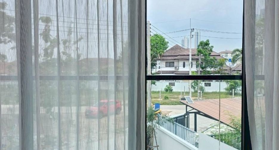 Продажа 4 спальни дом в Йомтиен, Паттайя