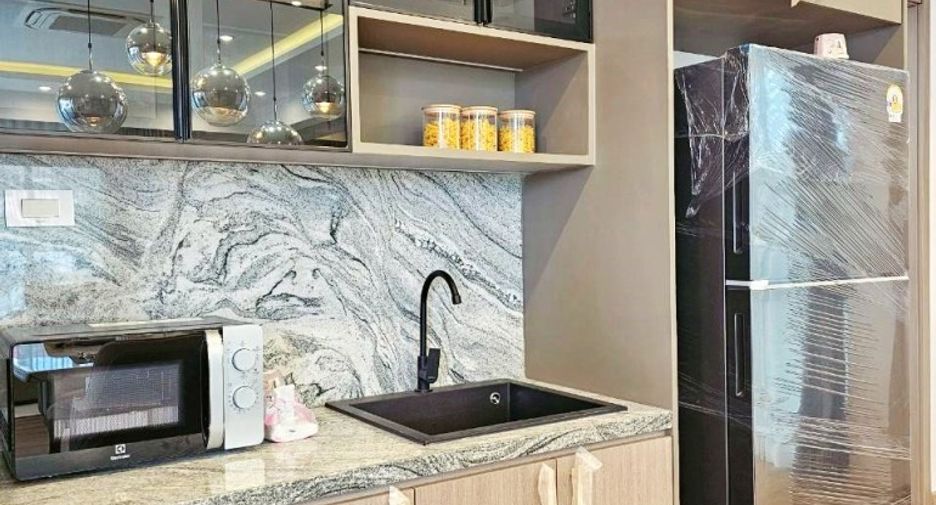 Продажа 4 спальни дом в Йомтиен, Паттайя