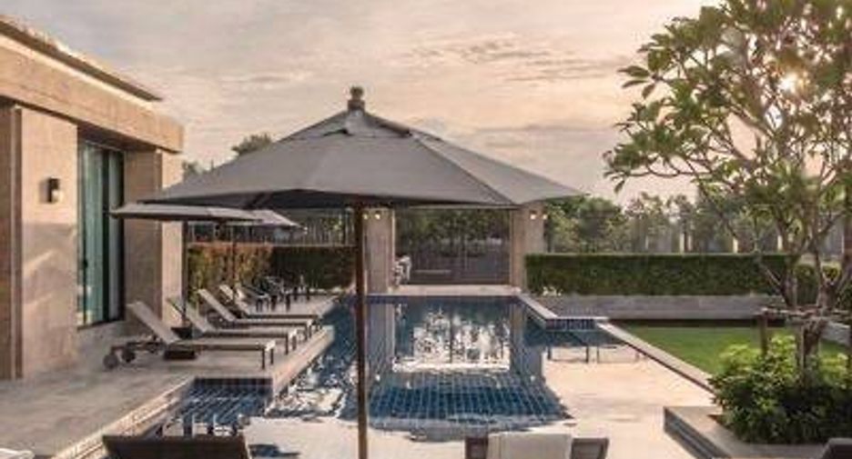 For sale 4 bedrooms house in Bang Lamung, Chonburi