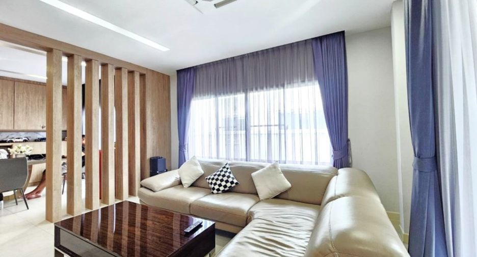 For sale 4 bedrooms house in Bang Lamung, Chonburi