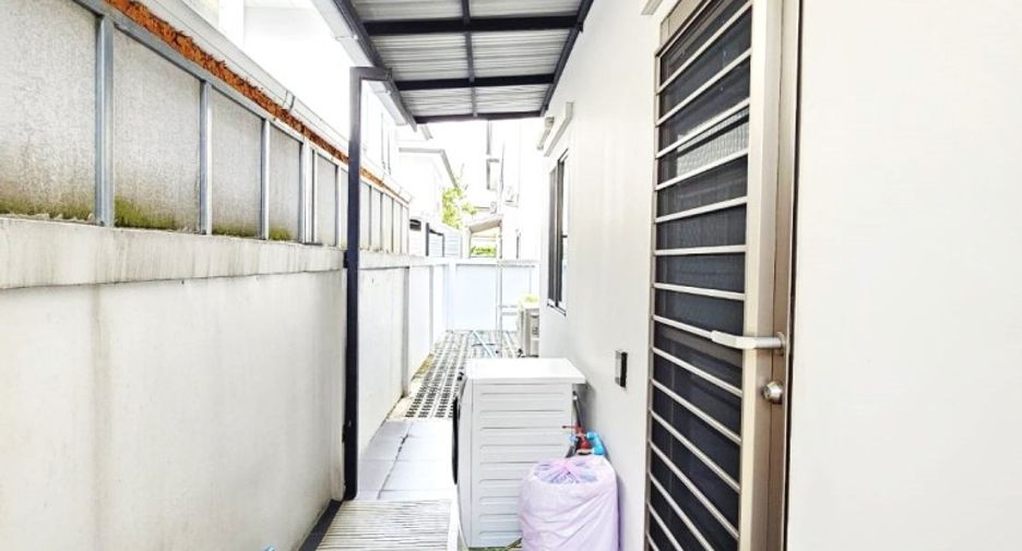 For sale 4 bedrooms house in Bang Lamung, Chonburi