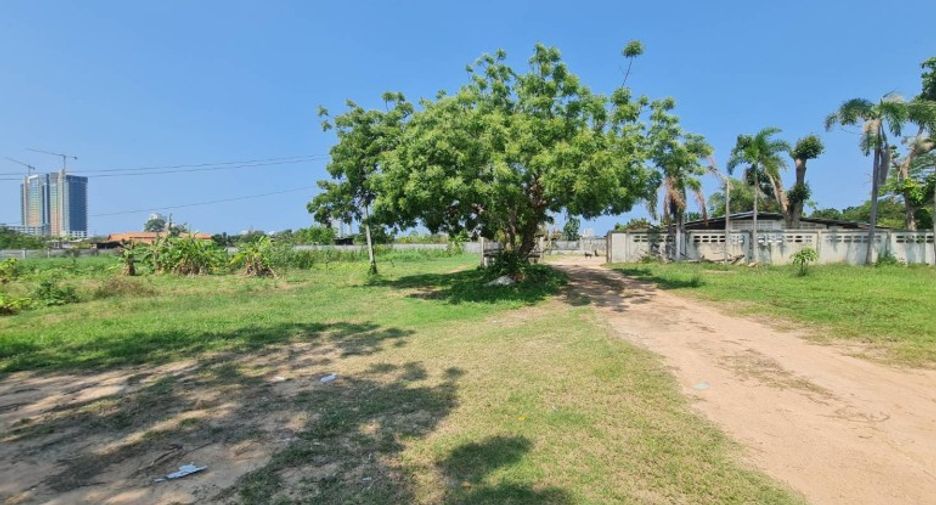 For sale land in Bang Lamung, Chonburi